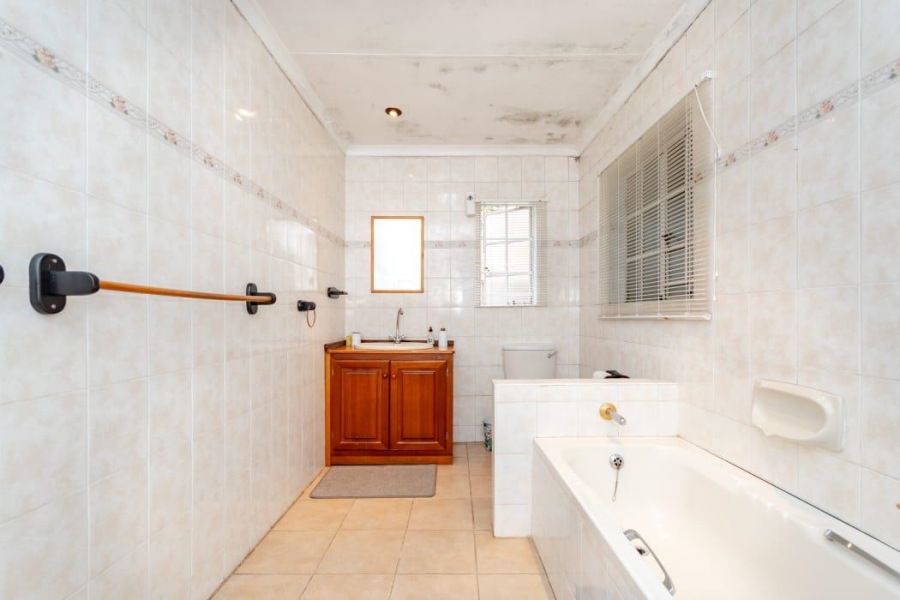 4 Bedroom Property for Sale in Albemarle Gauteng