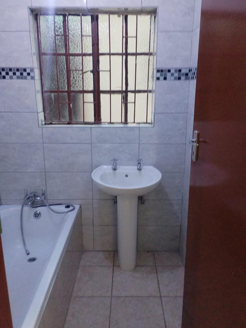 To Let 3 Bedroom Property for Rent in Nellmapius Gauteng