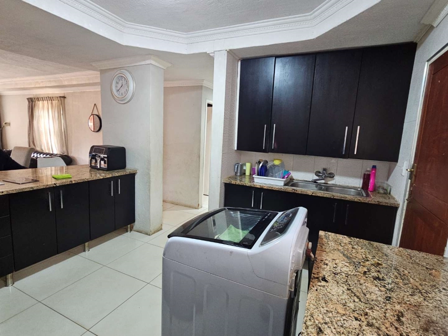 3 Bedroom Property for Sale in Amandasig Gauteng