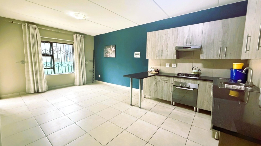 2 Bedroom Property for Sale in Glen Austin AH Gauteng