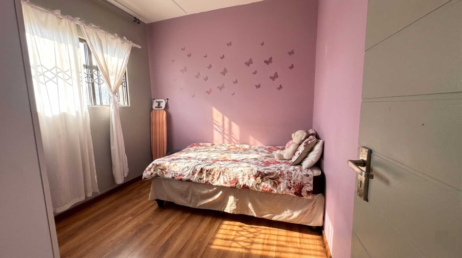 2 Bedroom Property for Sale in Glen Austin AH Gauteng