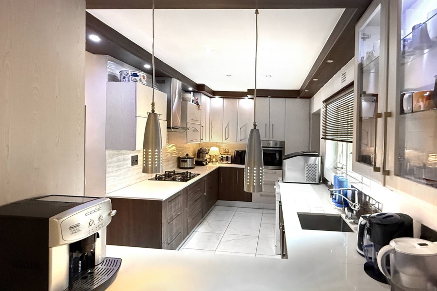 3 Bedroom Property for Sale in Fourways Gauteng