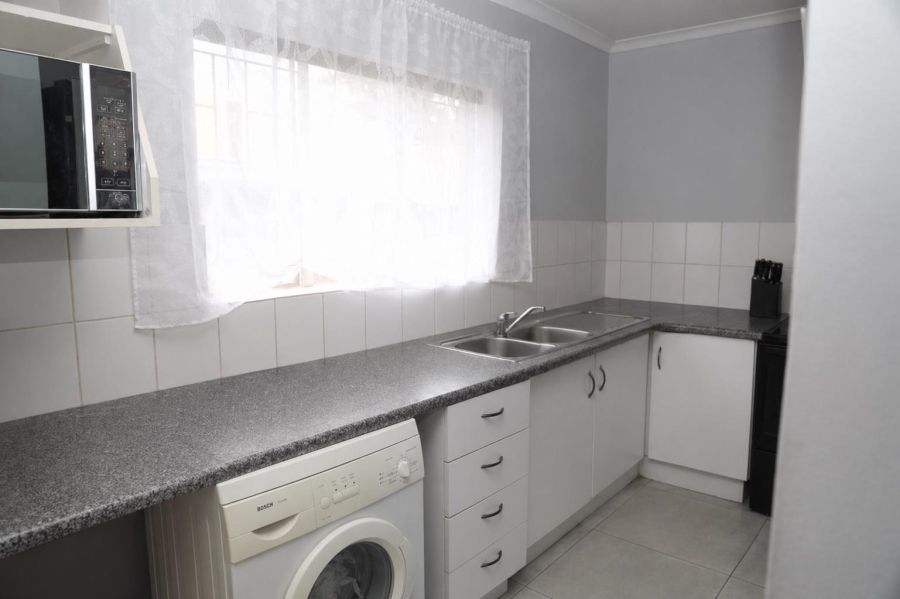 2 Bedroom Property for Sale in Allens Nek Gauteng