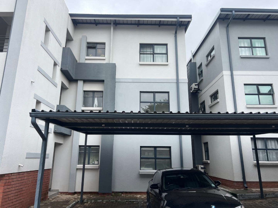 2 Bedroom Property for Sale in Lonehill Gauteng