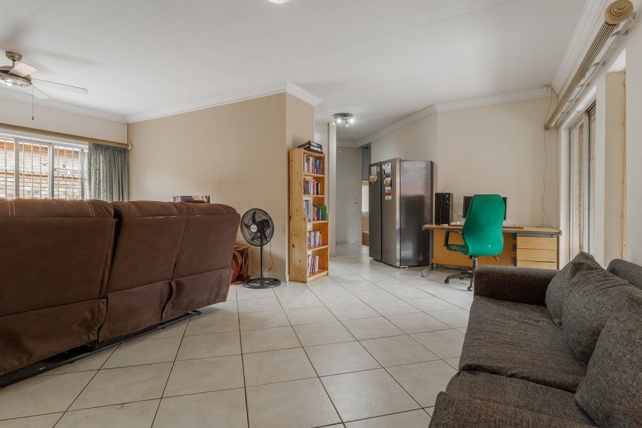 4 Bedroom Property for Sale in Moreleta Park Gauteng