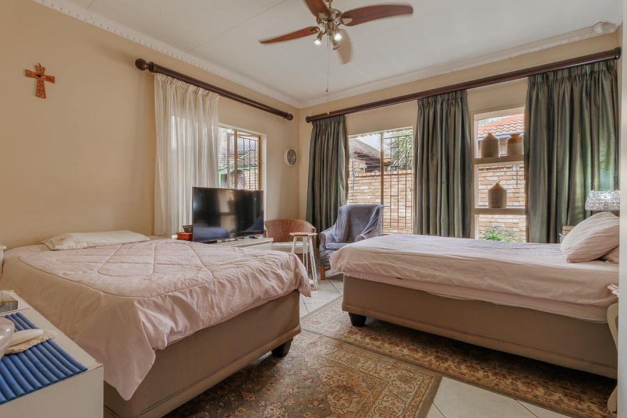 4 Bedroom Property for Sale in Moreleta Park Gauteng