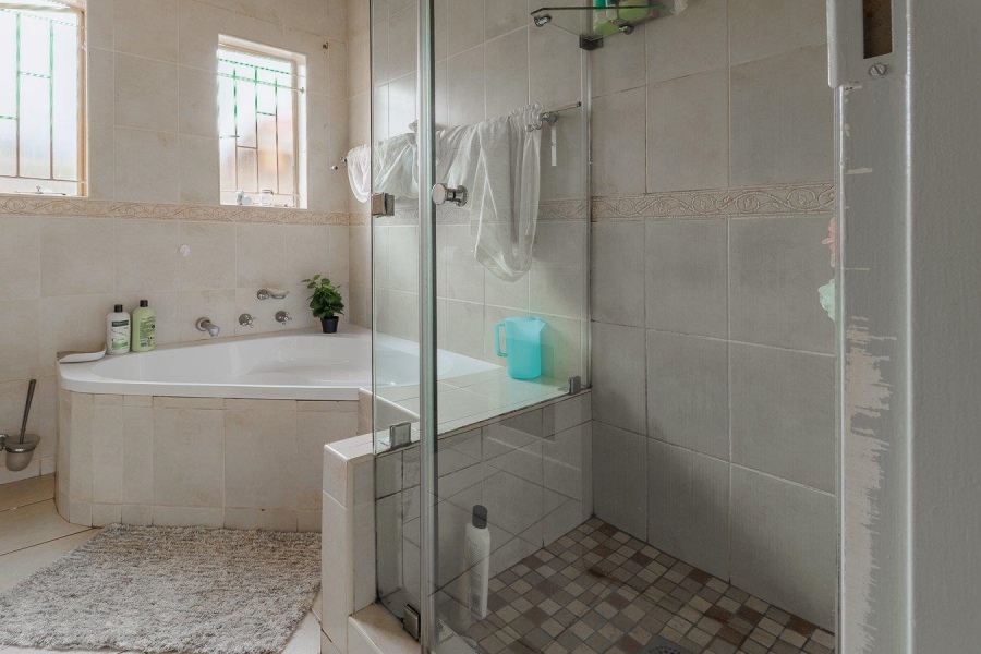 4 Bedroom Property for Sale in Moreleta Park Gauteng