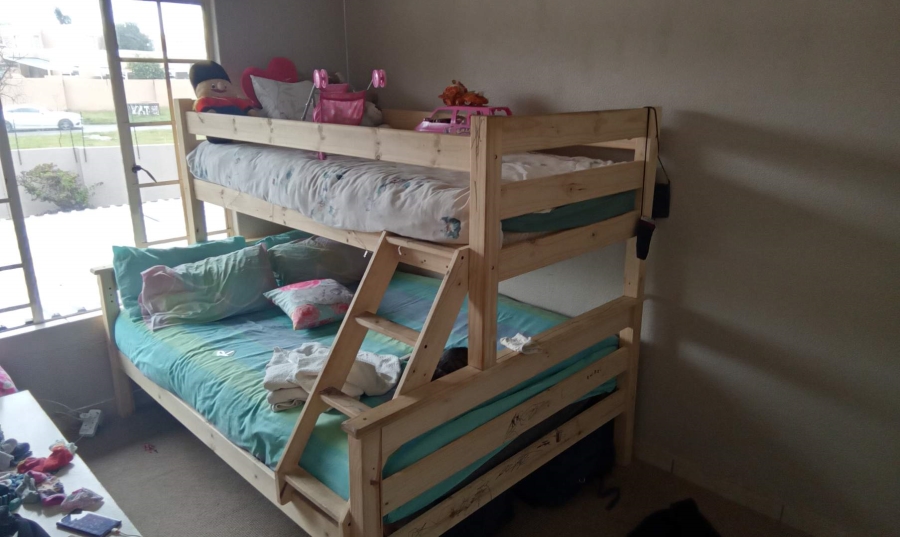 2 Bedroom Property for Sale in Radiokop Gauteng