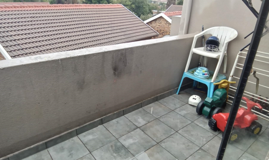 2 Bedroom Property for Sale in Radiokop Gauteng