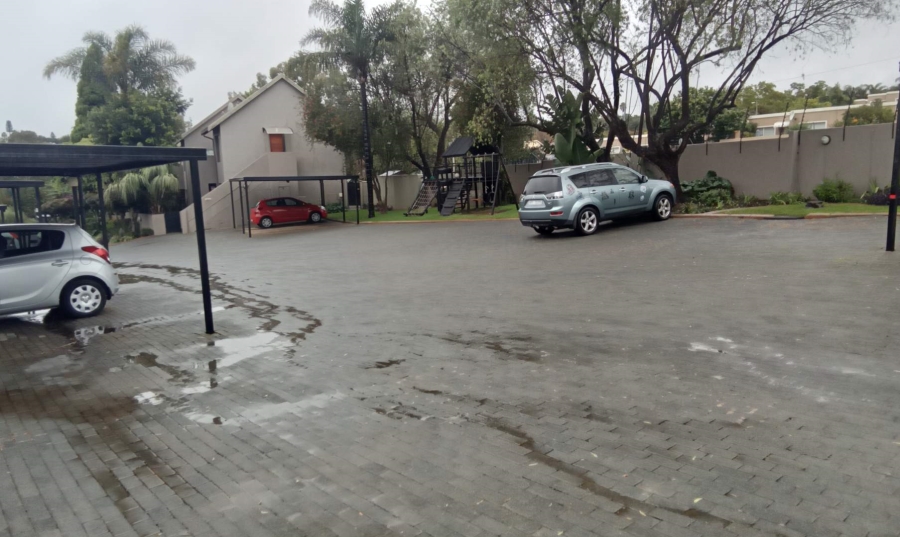 2 Bedroom Property for Sale in Radiokop Gauteng