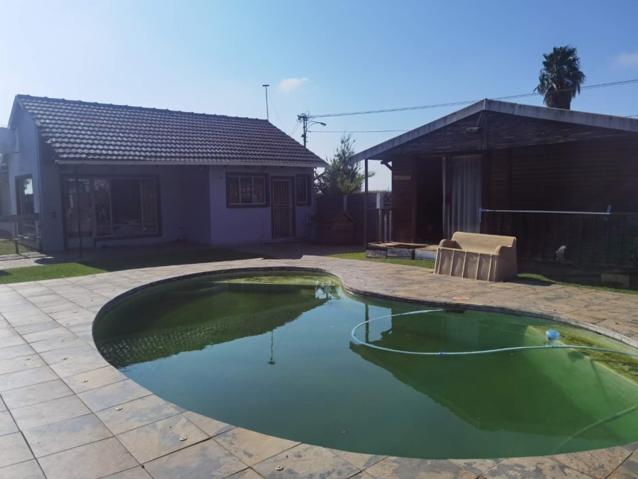 4 Bedroom Property for Sale in Modder East Gauteng