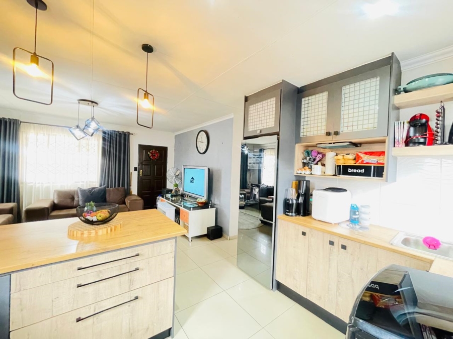 3 Bedroom Property for Sale in Protea Glen Gauteng
