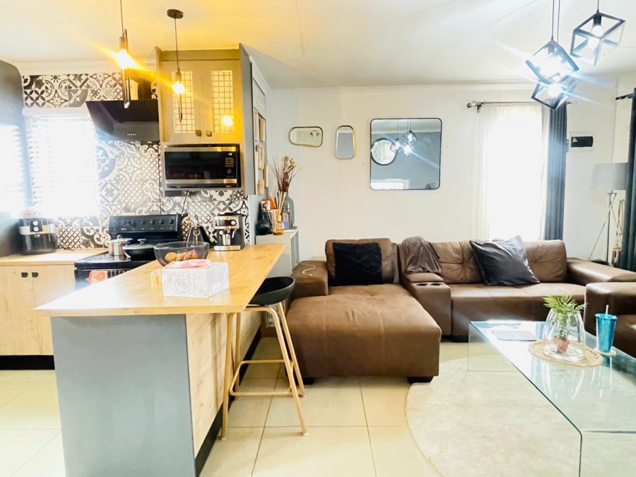 3 Bedroom Property for Sale in Protea Glen Gauteng