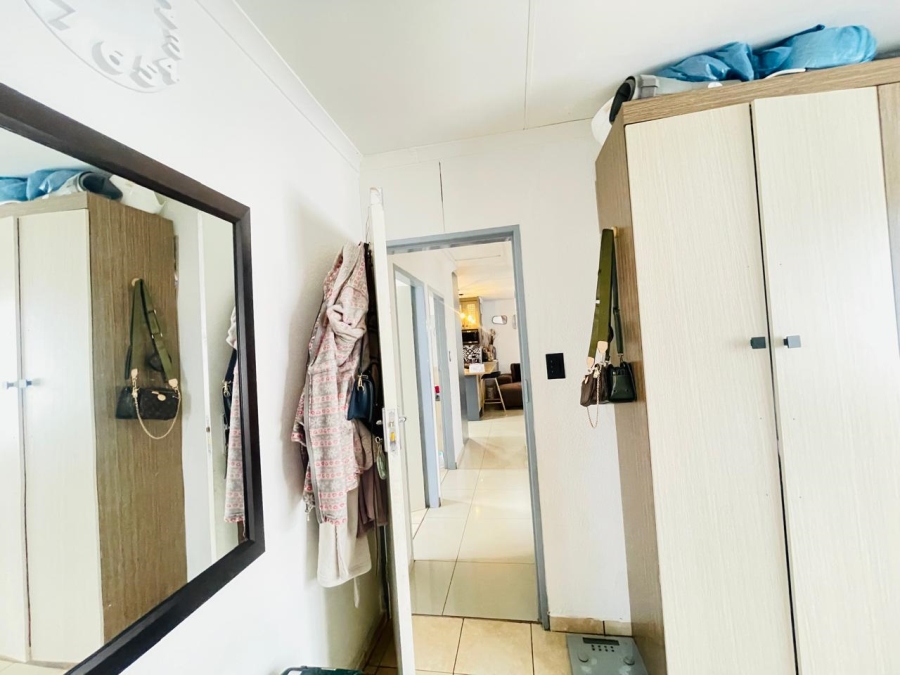 3 Bedroom Property for Sale in Protea Glen Gauteng