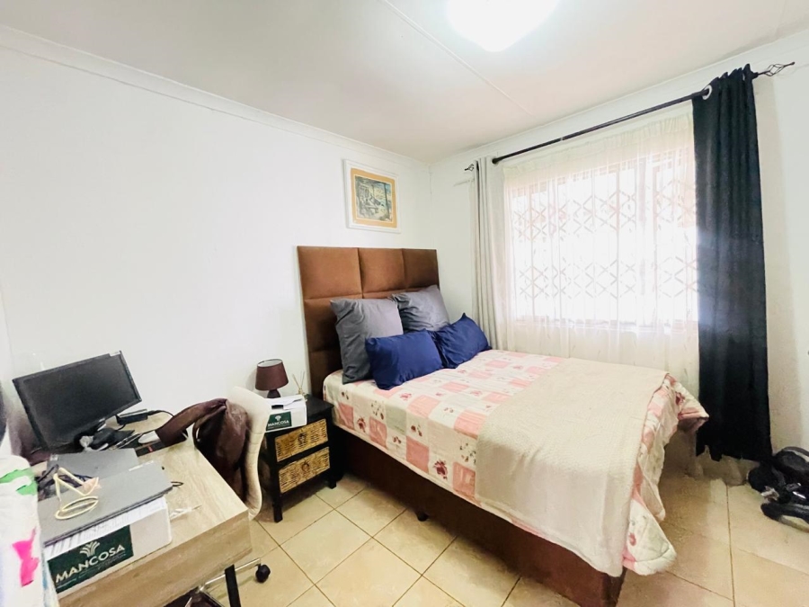3 Bedroom Property for Sale in Protea Glen Gauteng