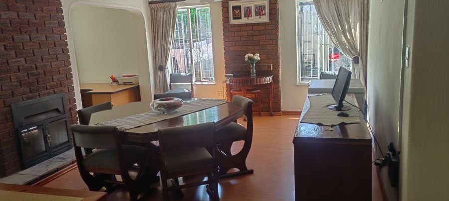 To Let 4 Bedroom Property for Rent in Sharonlea Gauteng