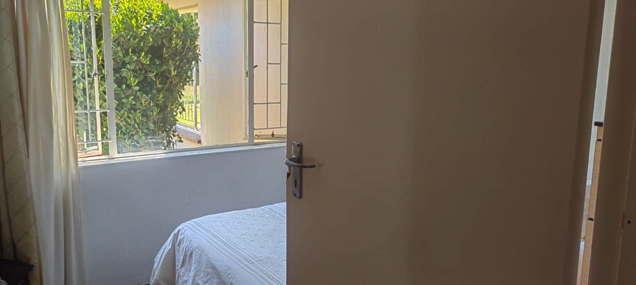 To Let 4 Bedroom Property for Rent in Sharonlea Gauteng