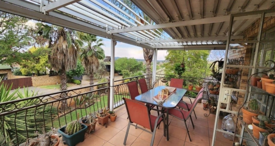 To Let 3 Bedroom Property for Rent in Highveld Gauteng