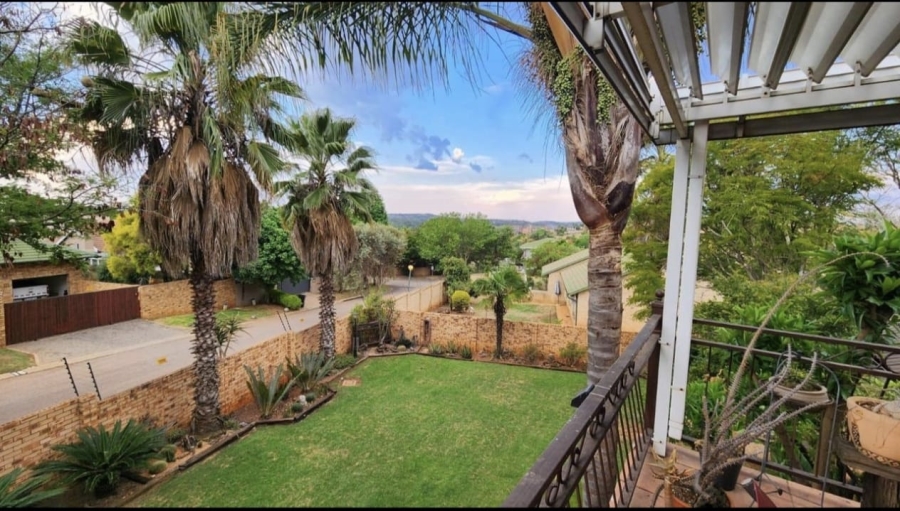 To Let 3 Bedroom Property for Rent in Highveld Gauteng