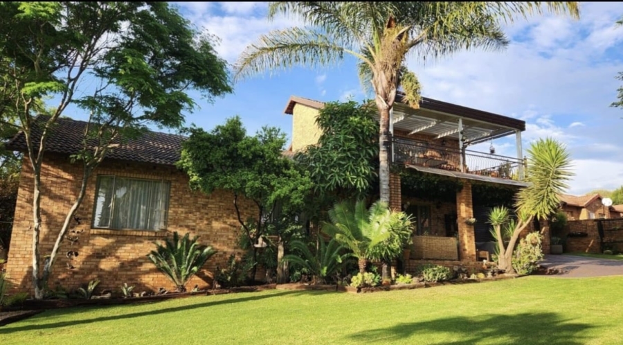 To Let 3 Bedroom Property for Rent in Highveld Gauteng