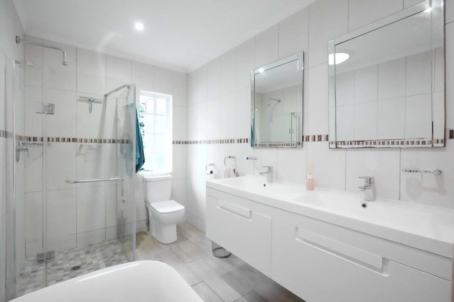 3 Bedroom Property for Sale in Clubview Gauteng