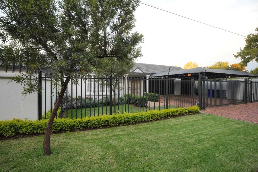 3 Bedroom Property for Sale in Clubview Gauteng