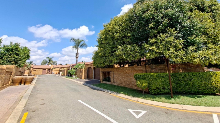 3 Bedroom Property for Sale in North Riding Gauteng