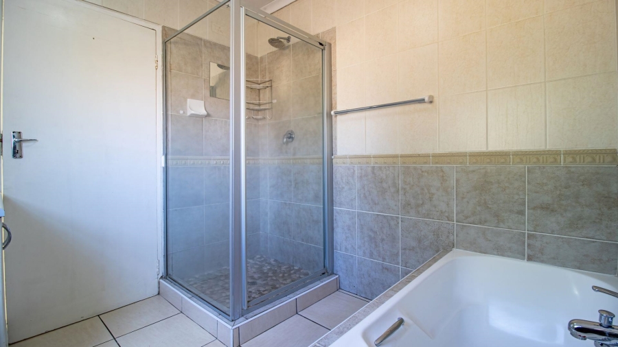 3 Bedroom Property for Sale in North Riding Gauteng