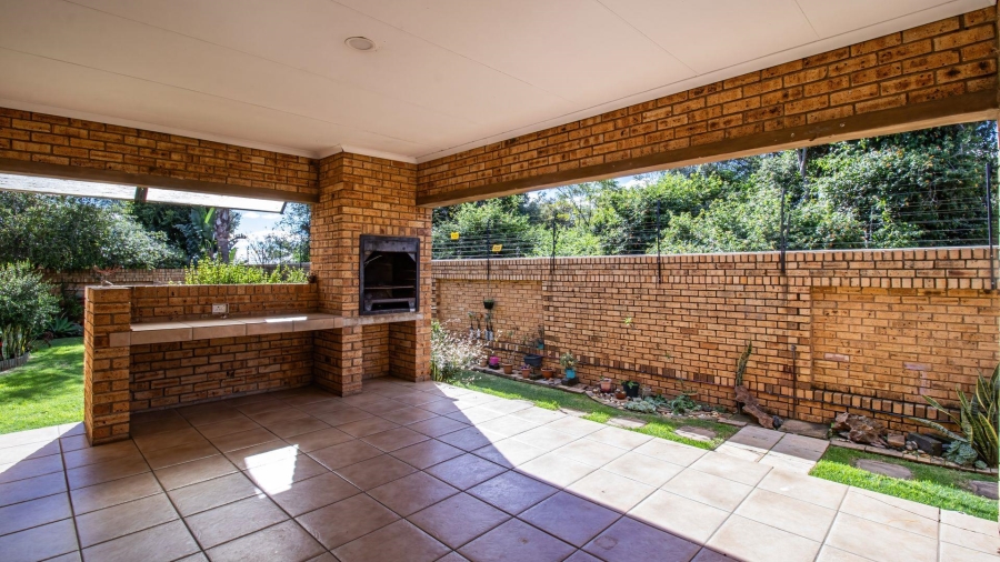 3 Bedroom Property for Sale in North Riding Gauteng