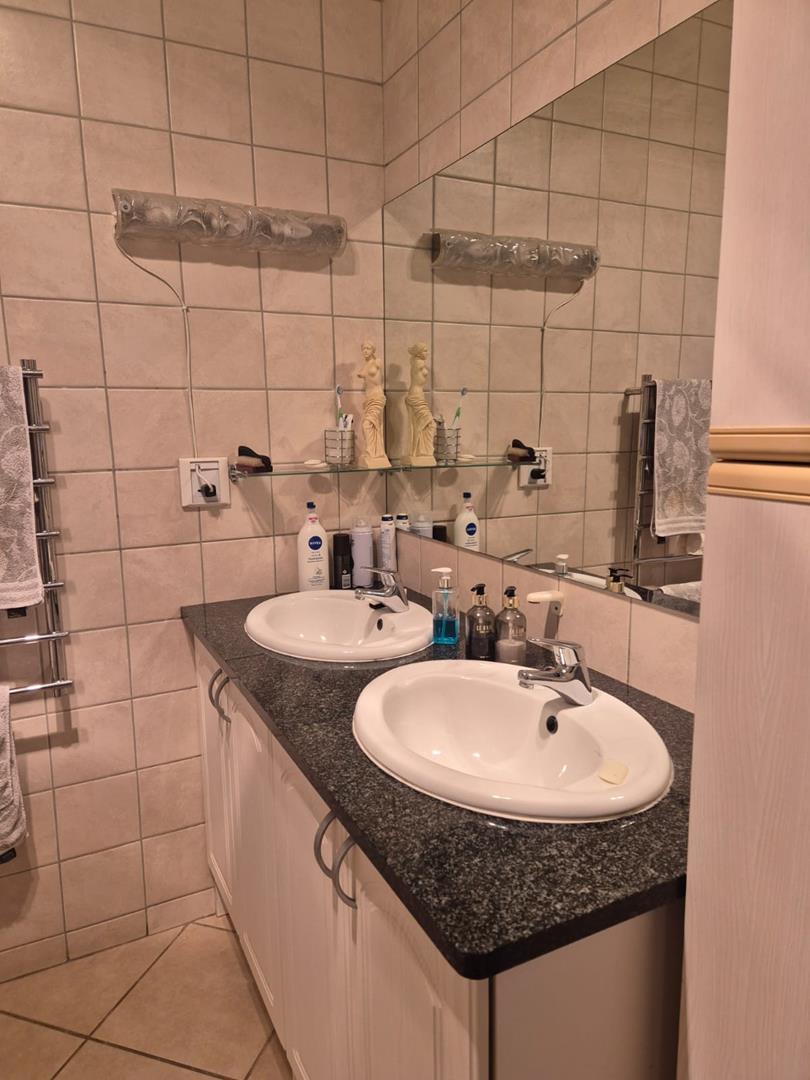 2 Bedroom Property for Sale in Hazeldean Gauteng