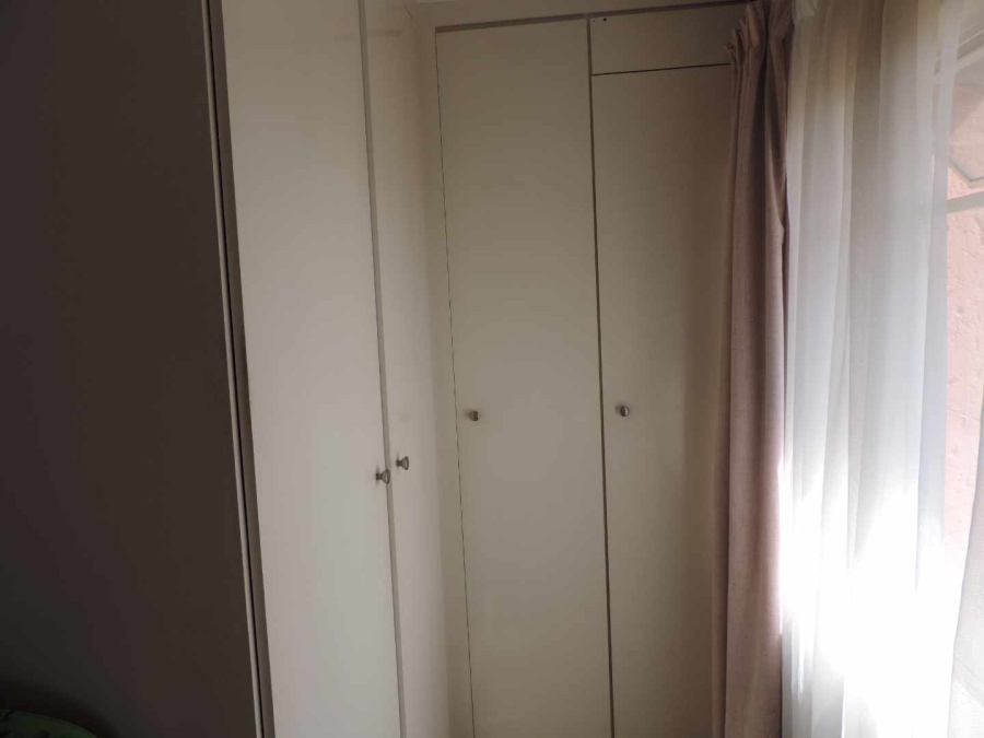 2 Bedroom Property for Sale in Raceview Gauteng