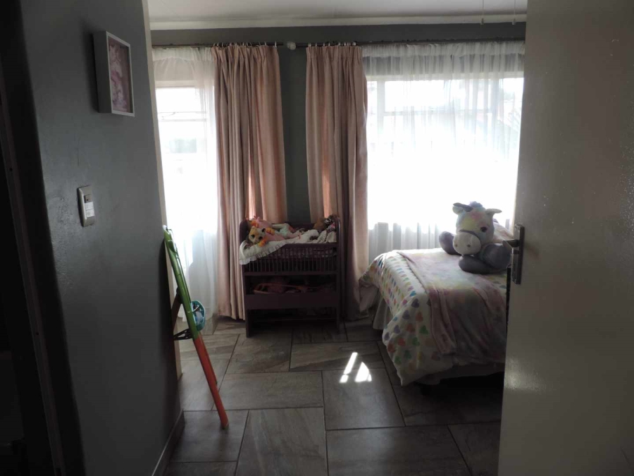 2 Bedroom Property for Sale in Raceview Gauteng