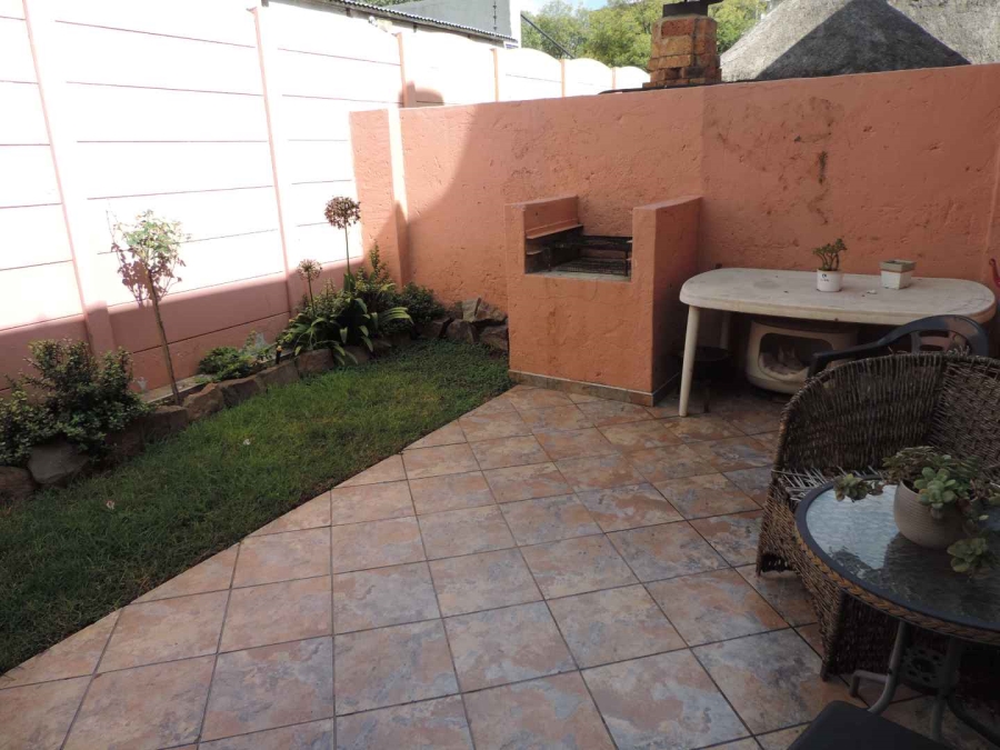 2 Bedroom Property for Sale in Raceview Gauteng