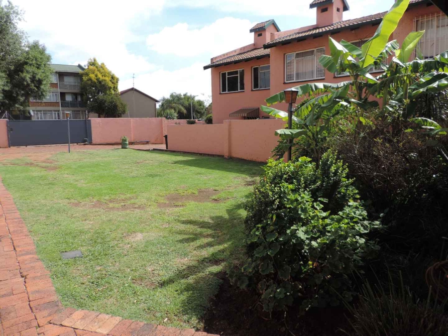 2 Bedroom Property for Sale in Raceview Gauteng