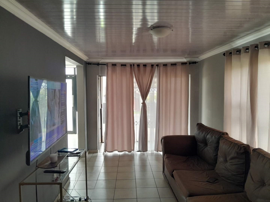 3 Bedroom Property for Sale in South Hills Gauteng