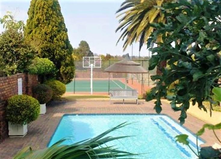 4 Bedroom Property for Sale in Gallo Manor Gauteng