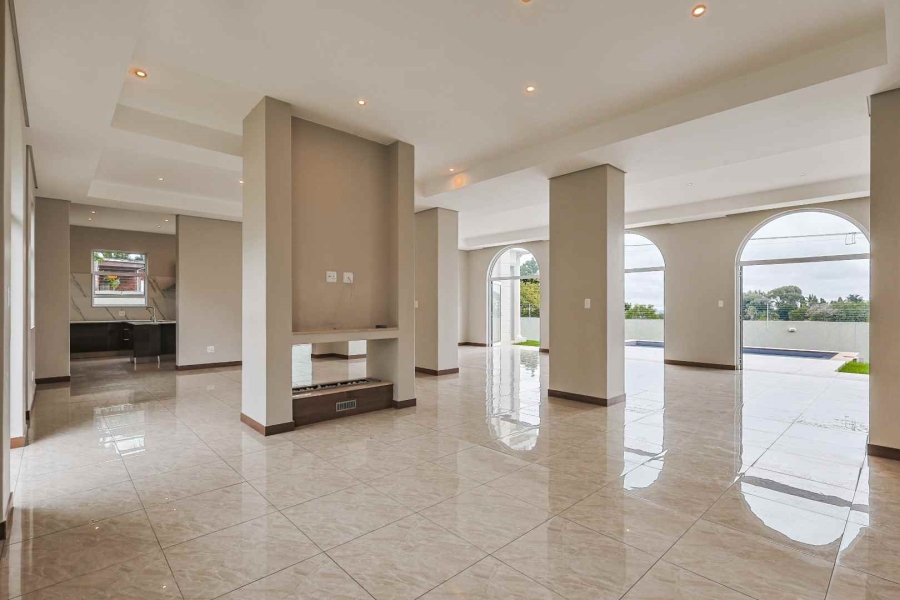 To Let 5 Bedroom Property for Rent in Waterkloof Heights Gauteng