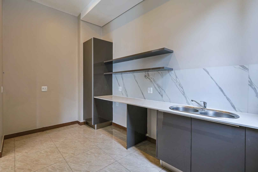 To Let 5 Bedroom Property for Rent in Waterkloof Heights Gauteng