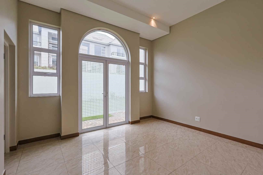To Let 5 Bedroom Property for Rent in Waterkloof Heights Gauteng