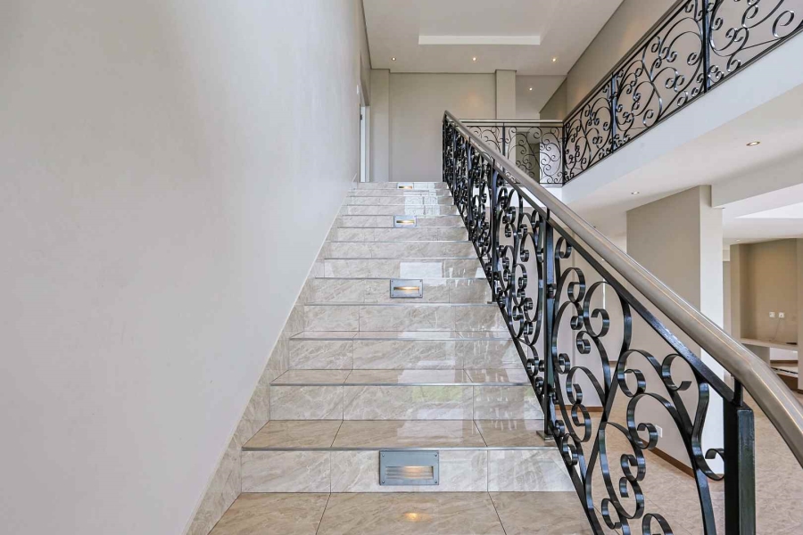 To Let 5 Bedroom Property for Rent in Waterkloof Heights Gauteng