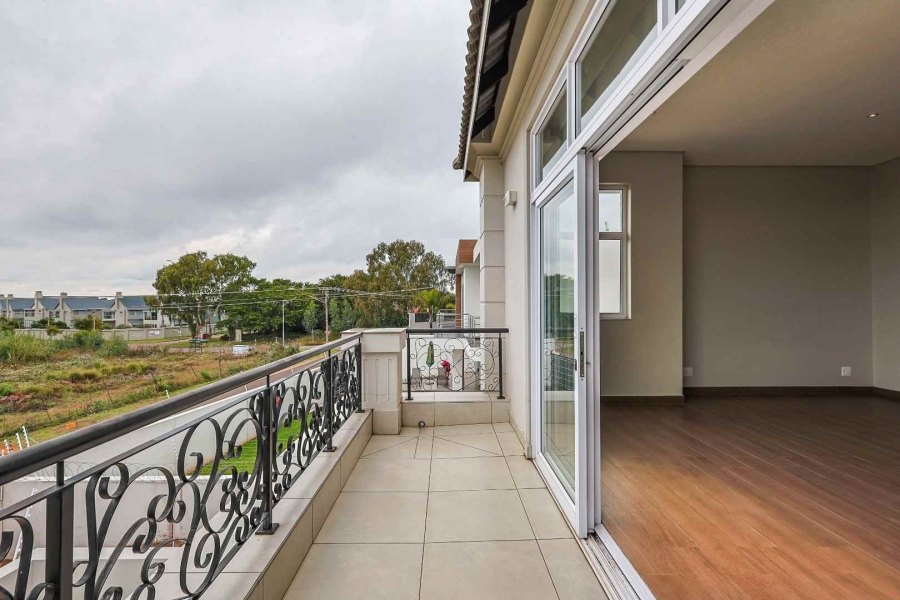To Let 5 Bedroom Property for Rent in Waterkloof Heights Gauteng