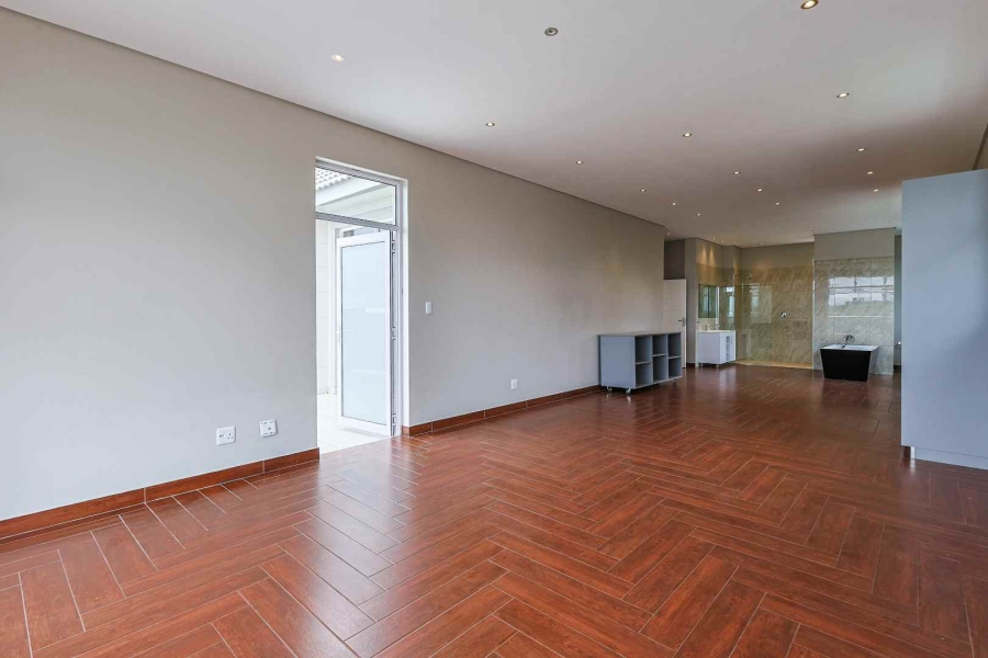 To Let 5 Bedroom Property for Rent in Waterkloof Heights Gauteng