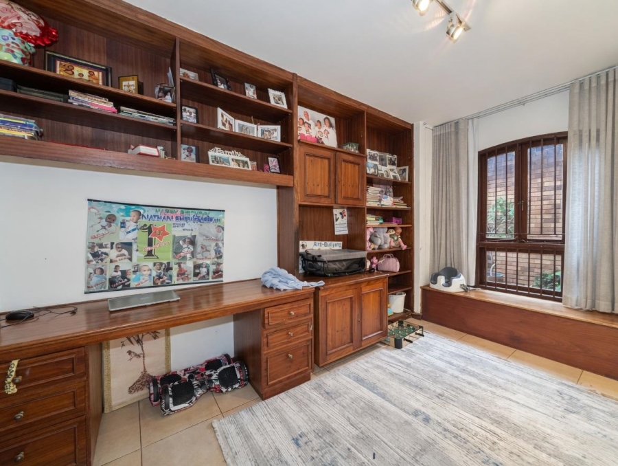 3 Bedroom Property for Sale in Illovo Gauteng
