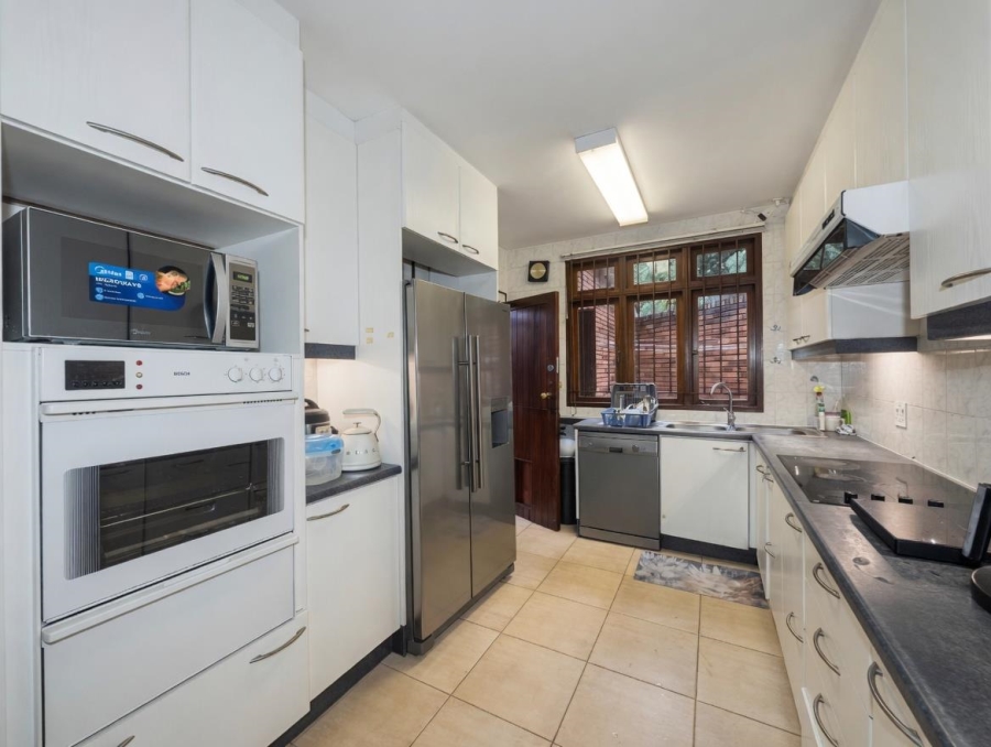 3 Bedroom Property for Sale in Illovo Gauteng