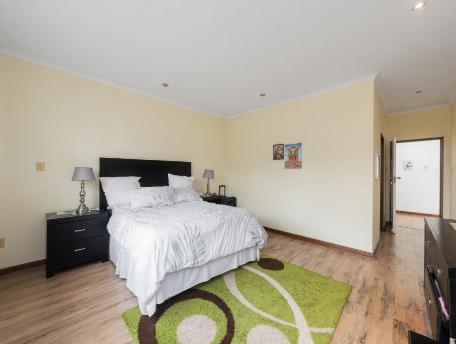 3 Bedroom Property for Sale in Illovo Gauteng