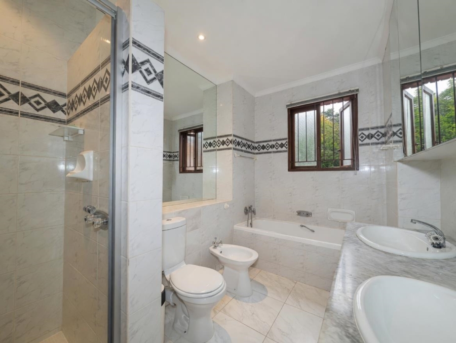 3 Bedroom Property for Sale in Illovo Gauteng