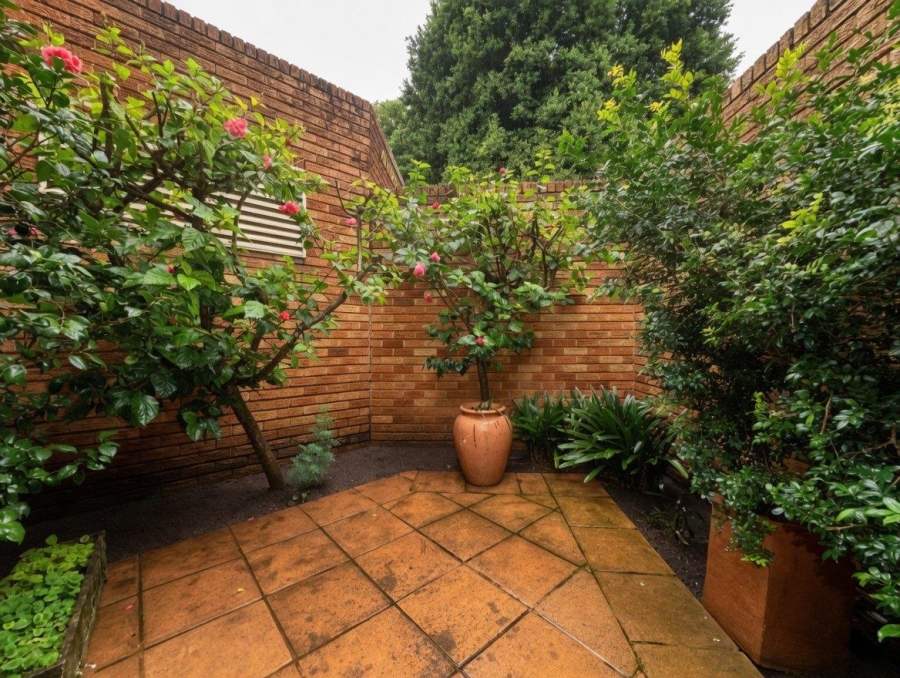 3 Bedroom Property for Sale in Illovo Gauteng