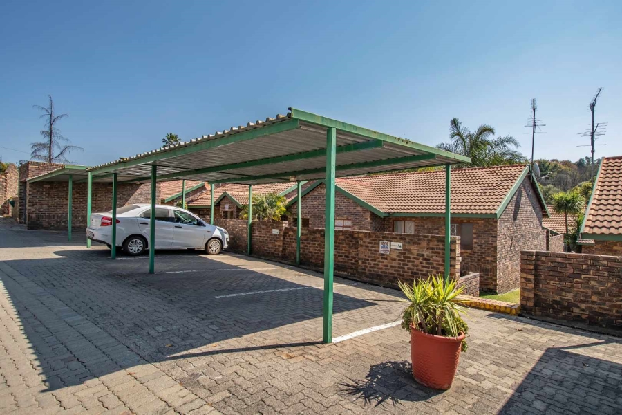 3 Bedroom Property for Sale in Northwold Gauteng