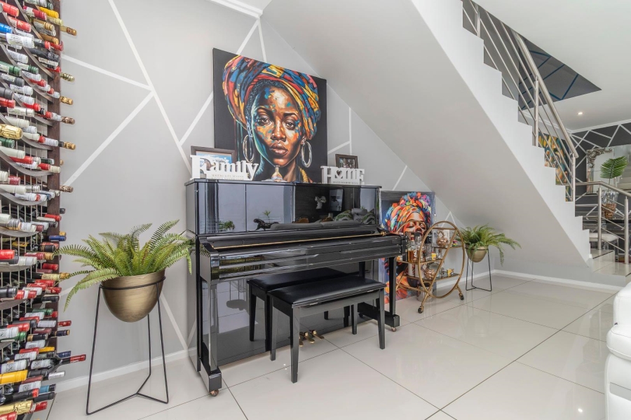 3 Bedroom Property for Sale in Bryanston Gauteng