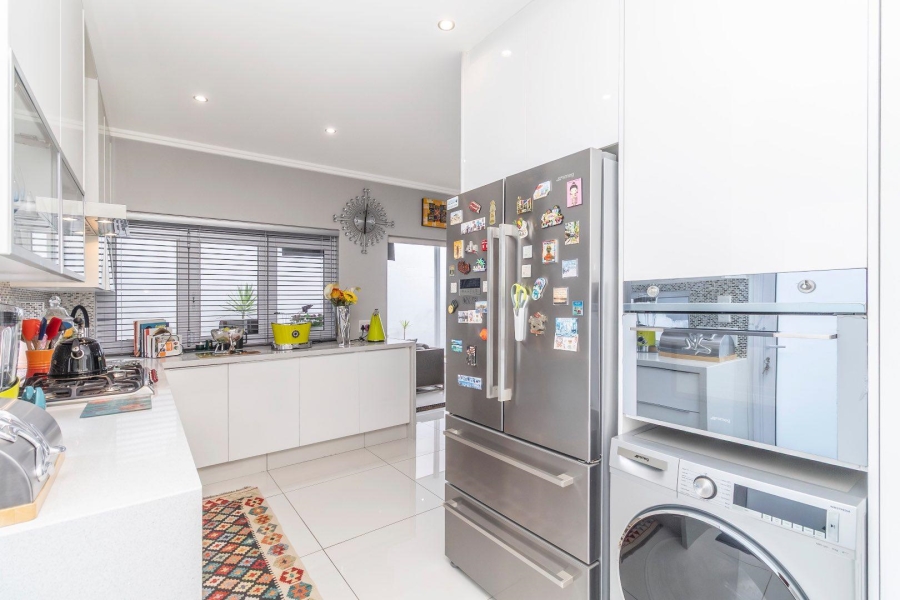 3 Bedroom Property for Sale in Bryanston Gauteng